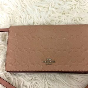 Coach Crossbody Purse/Dusty Pink